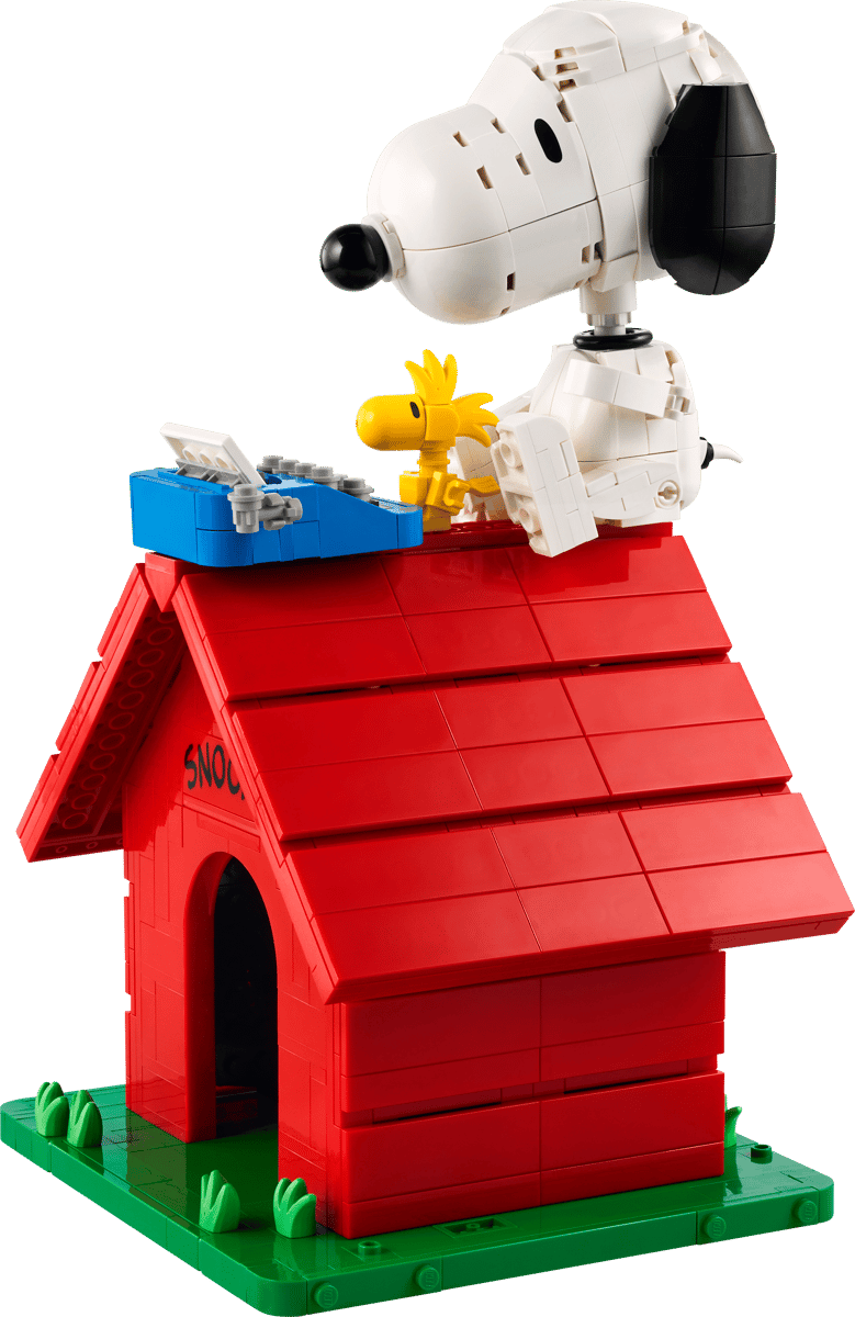 Peanuts: Snoopy's Doghouse product image 3, provided for visual reference and product detail review