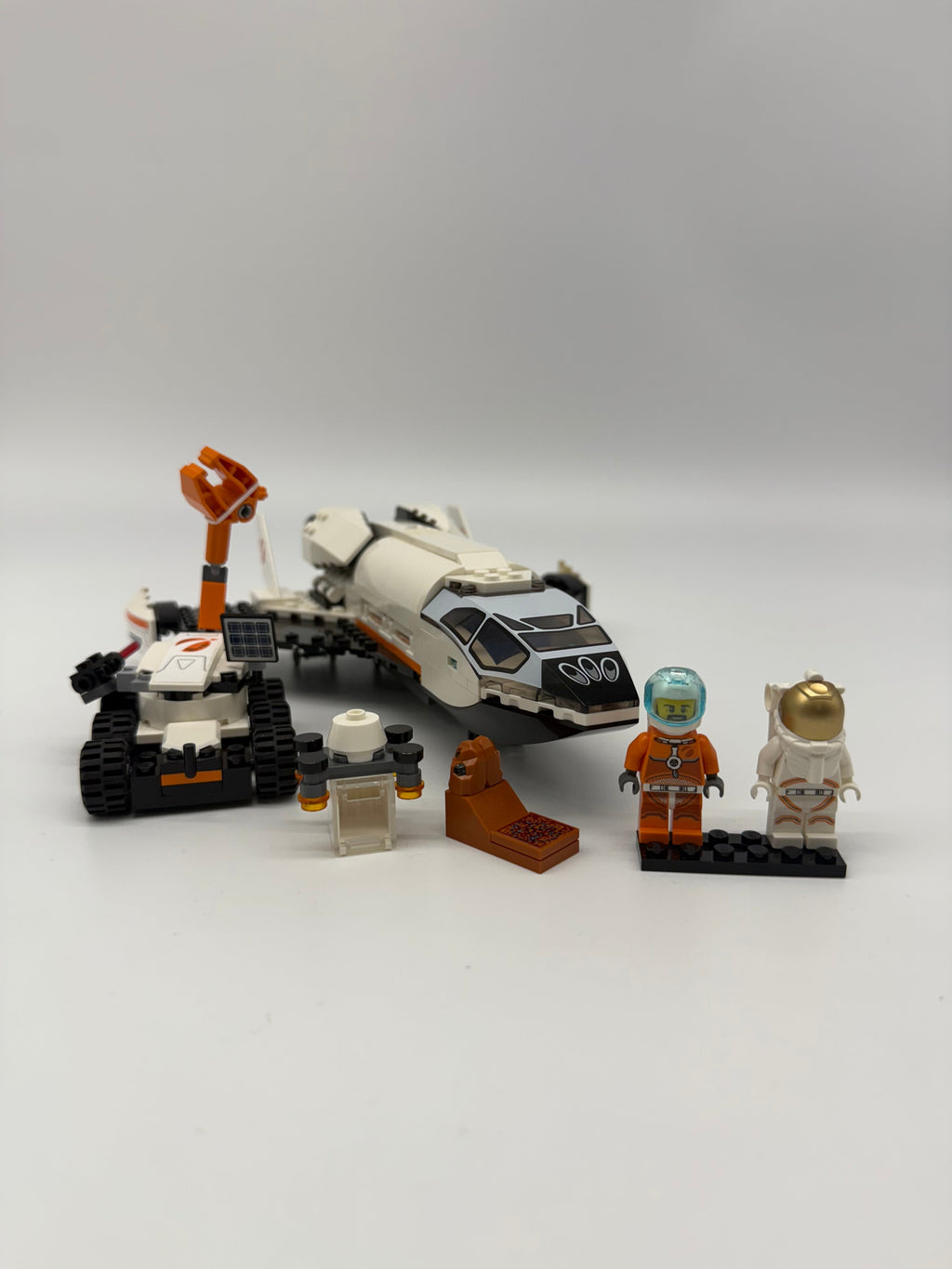 Mars Research Shuttle product image 1, provided for visual reference and product detail review