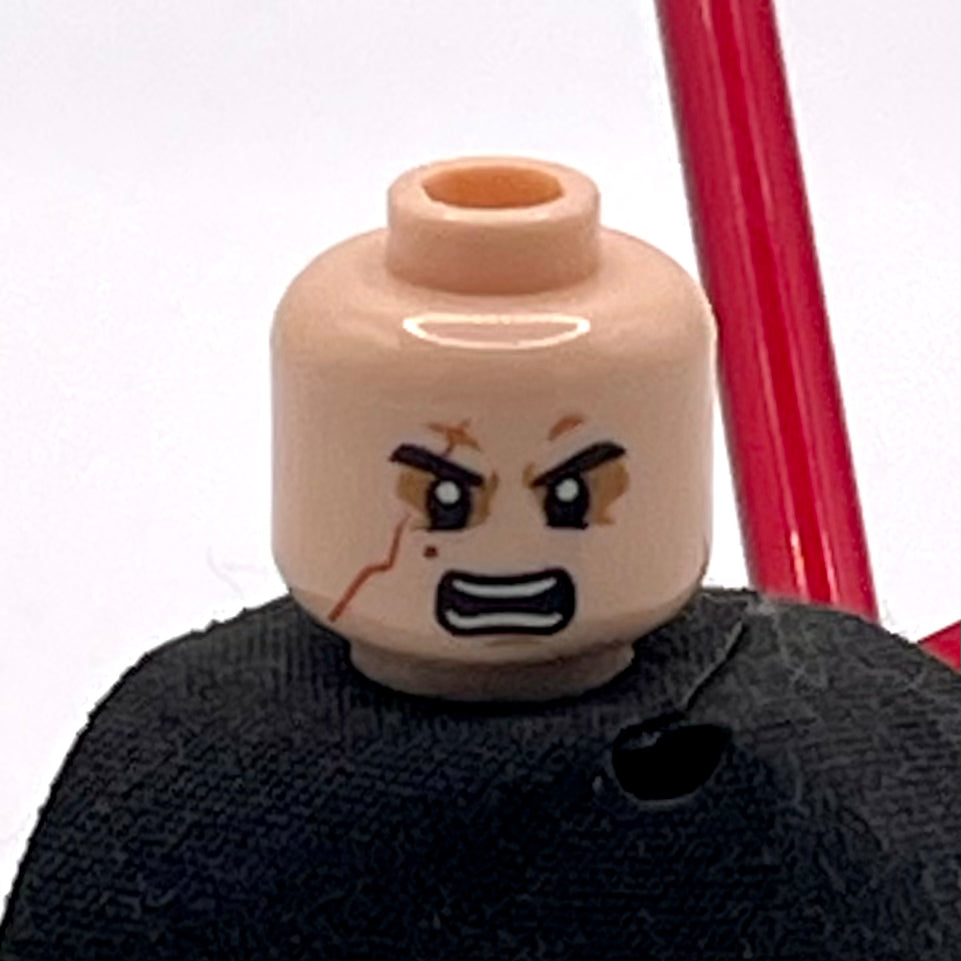Supreme Leader Kylo Ren (Cape) product image 2, provided for visual reference and product detail review
