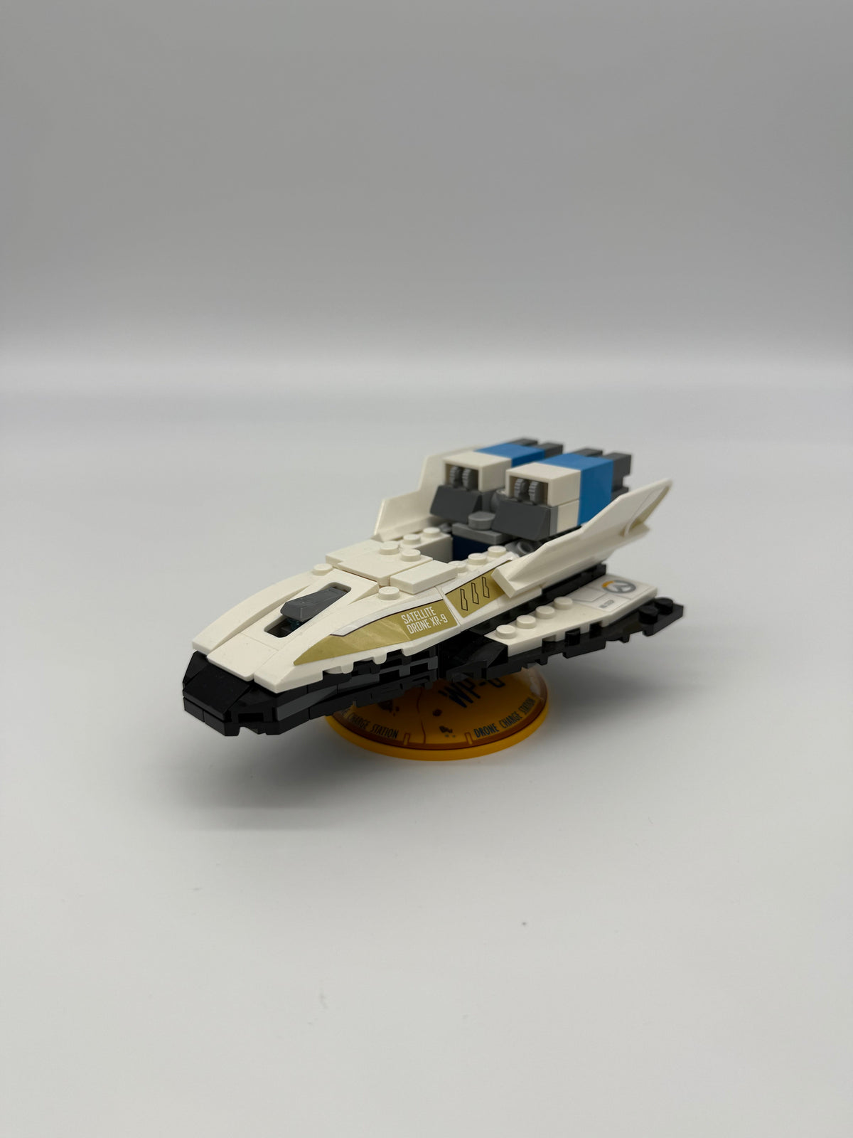 Tracer vs. Widowmaker product image 2, provided for visual reference and product detail review