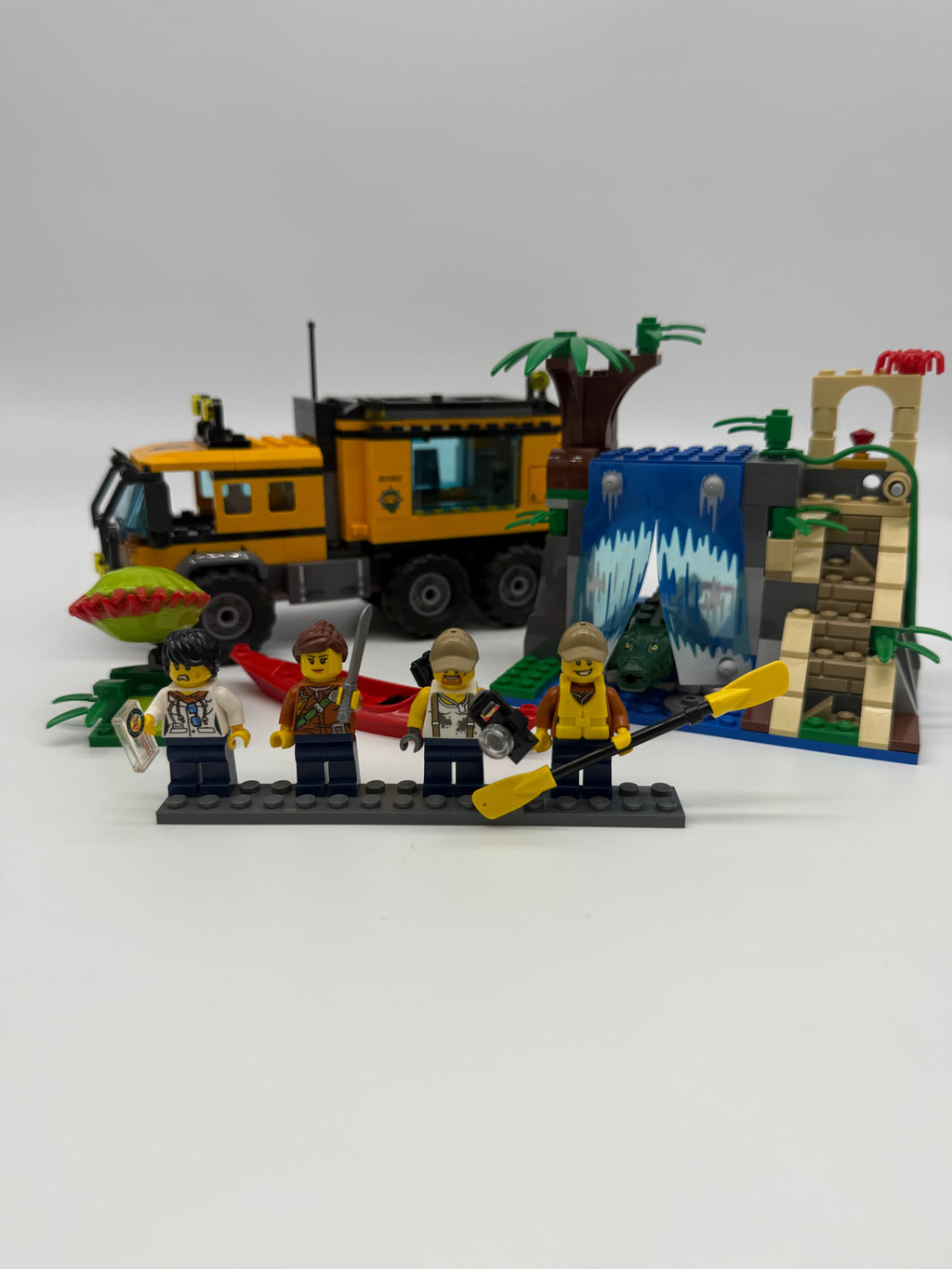 Jungle Mobile Lab product image 1, provided for visual reference and product detail review