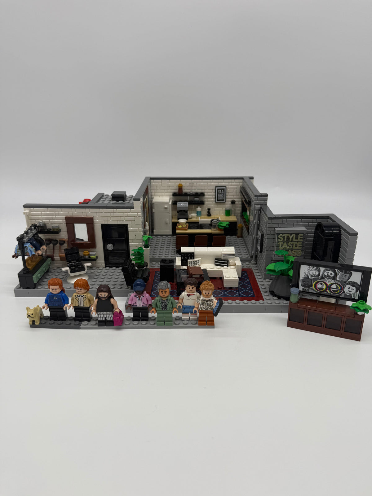 Queer Eye — The Fab 5 Loft product image 1, provided for visual reference and product detail review