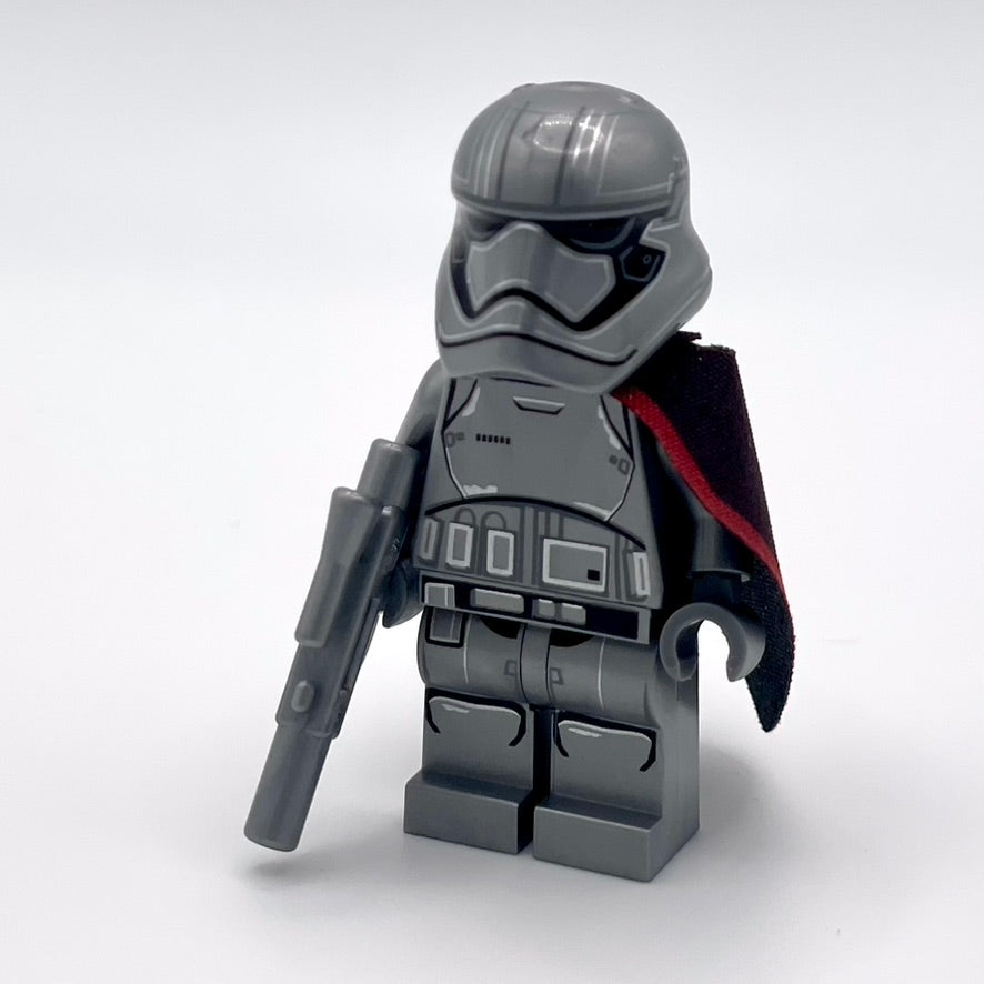 Captain Phasma (Pointed Mouth Pattern) product image 1, provided for visual reference and product detail review