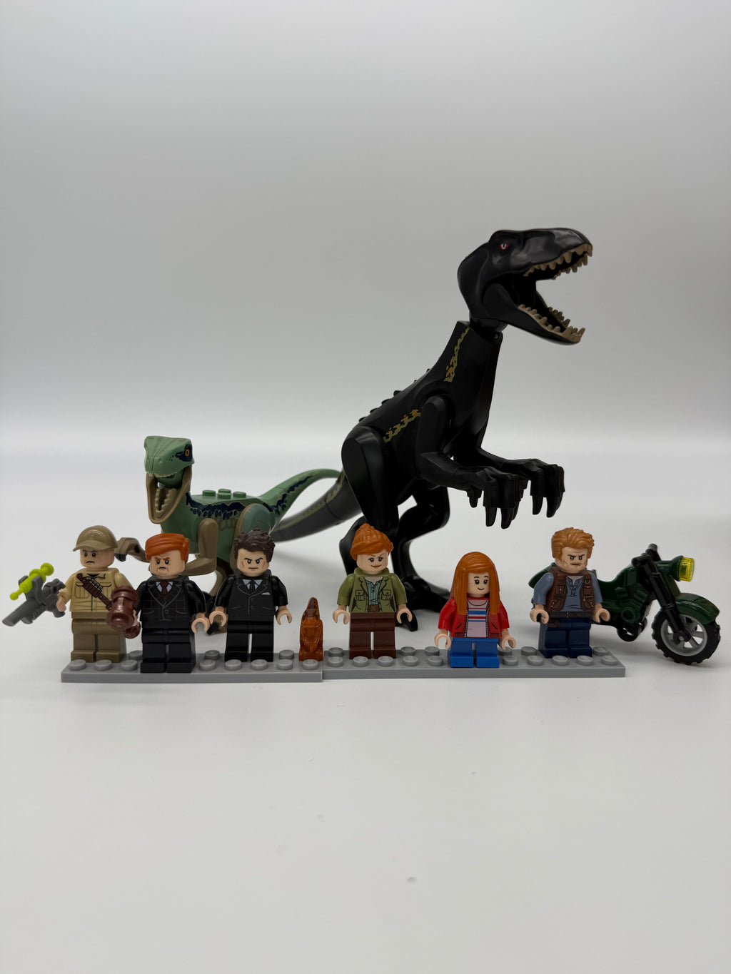Indoraptor Rampage at Lockwood Estate product image 3, provided for visual reference and product detail review