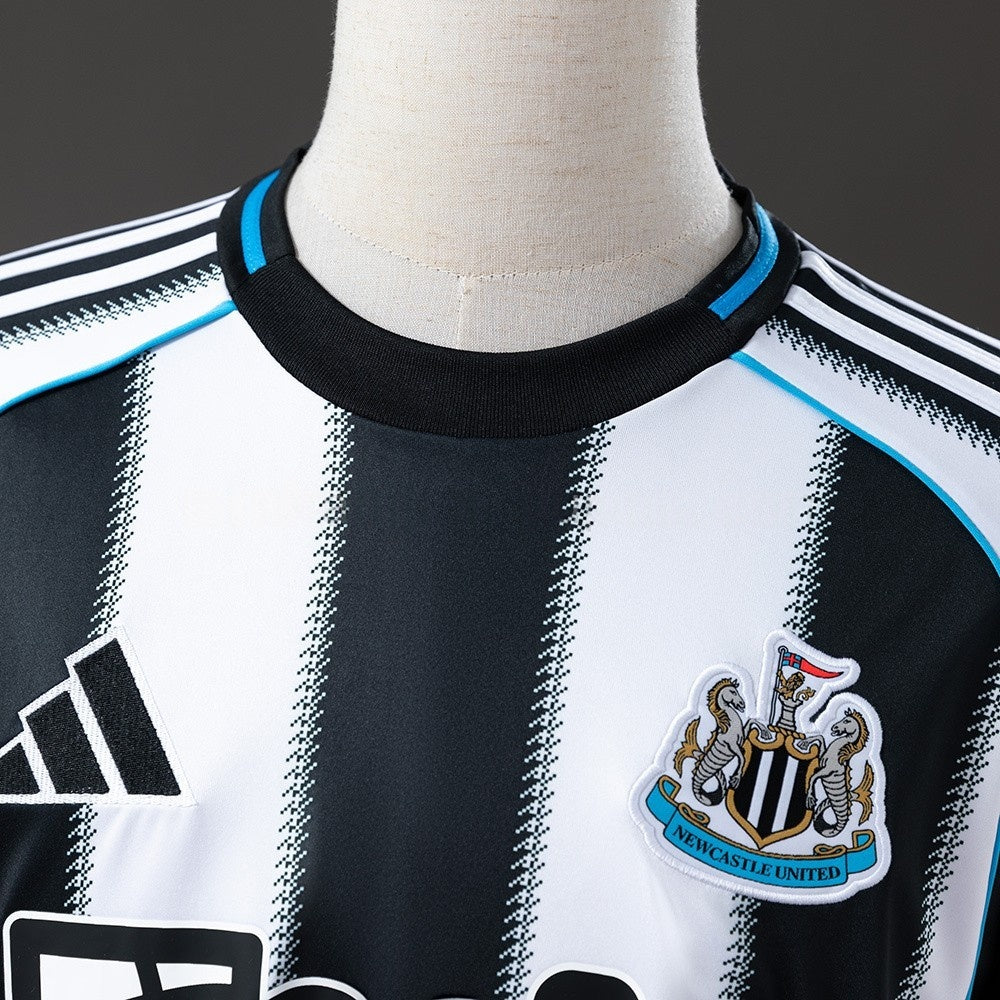 Newcastle United Jersey 25/26 Home Football Kit product image 8