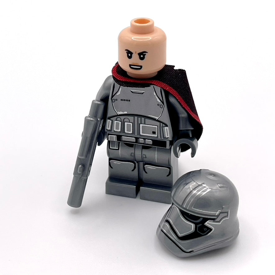 Captain Phasma (Pointed Mouth Pattern) product image 2, provided for visual reference and product detail review