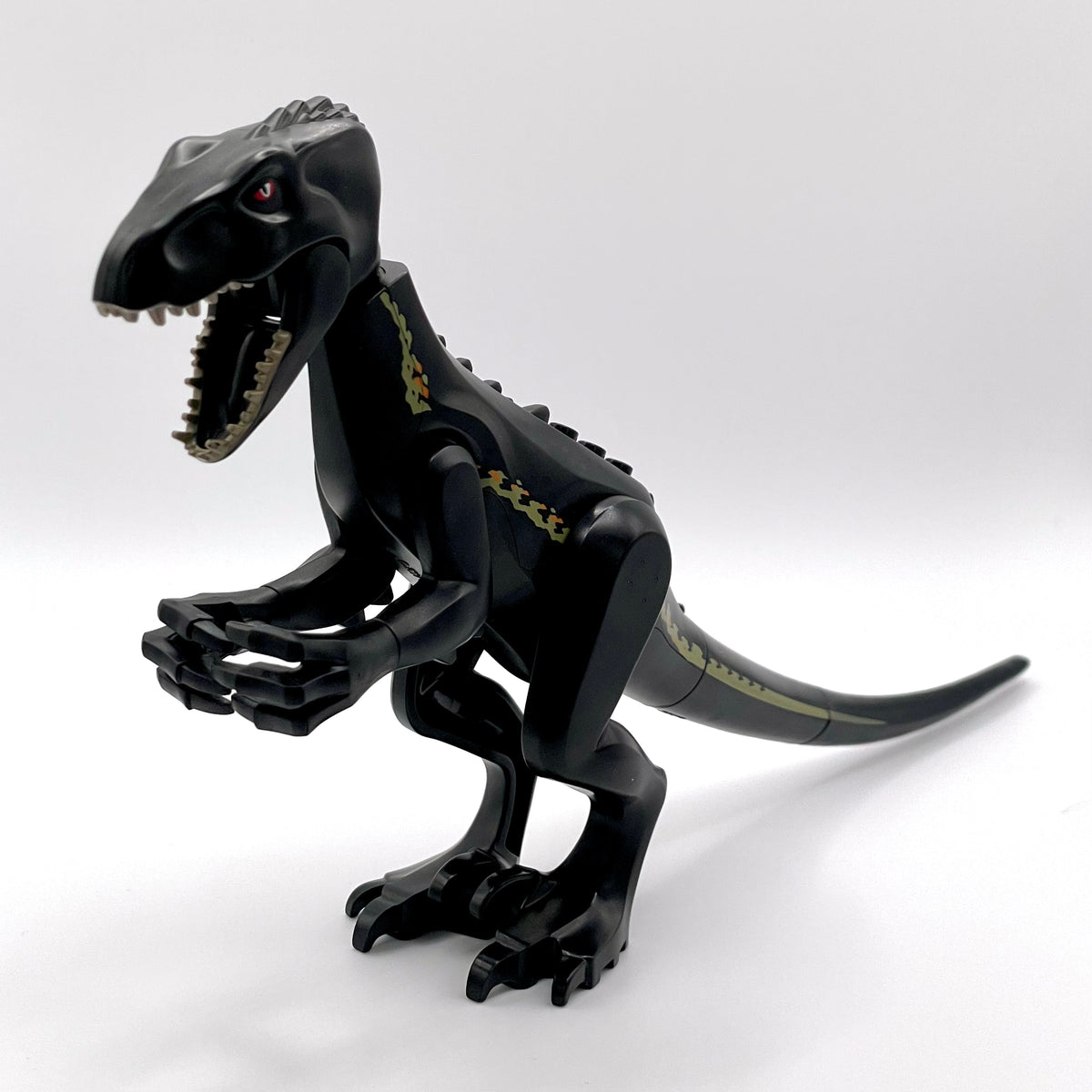Dinosaur Indoraptor product image 1, provided for visual reference and product detail review