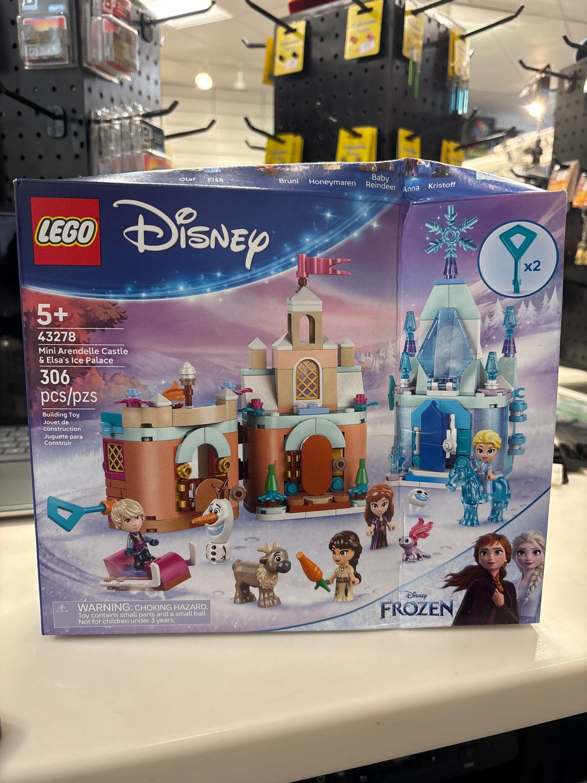LEGO Disney 43278 Frozen Mini Arendelle Castle & Elsa's Ice Palace product image 3, provided for visual reference and
