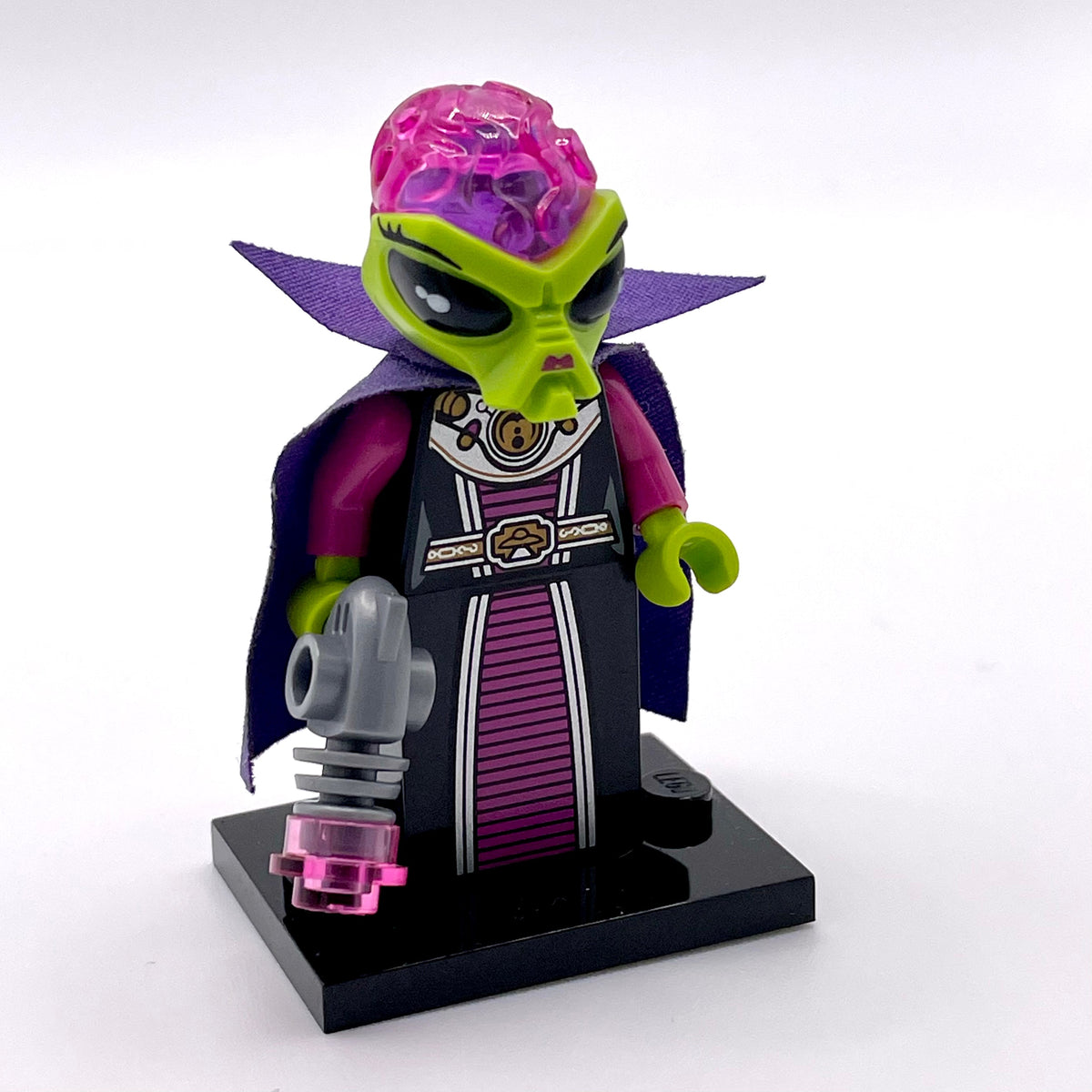 Alien Villainess, Series 8 (Complete Set with Stand and Accessories) product image 1, provided for visual reference and