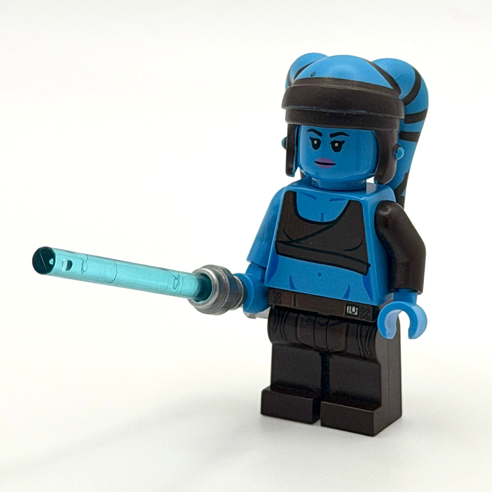 Aayla Secura - Dark Pink Lips