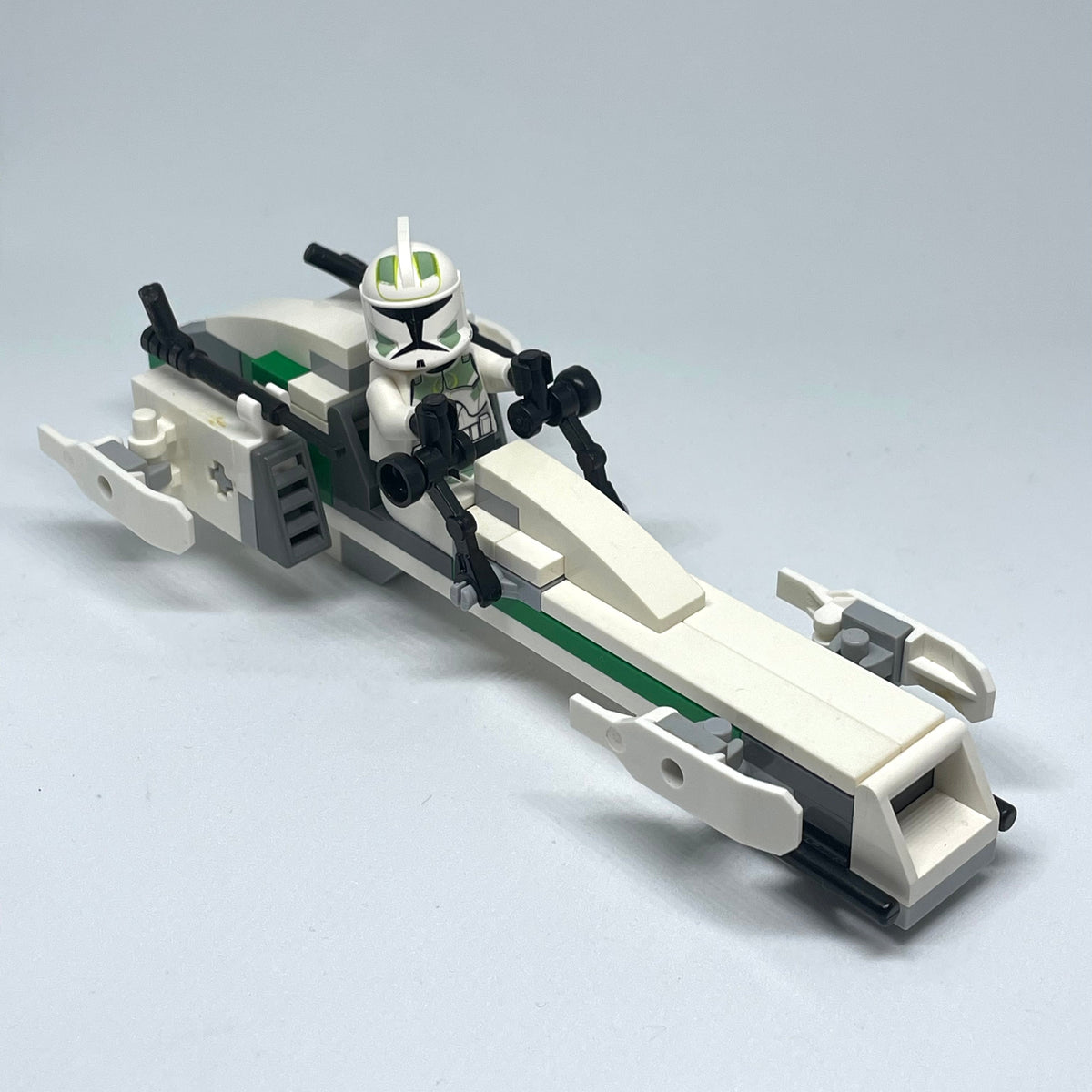 Clone Trooper, Horn Company (Phase 1) With Speeder (Used) product image 1, provided for visual reference and product detail
