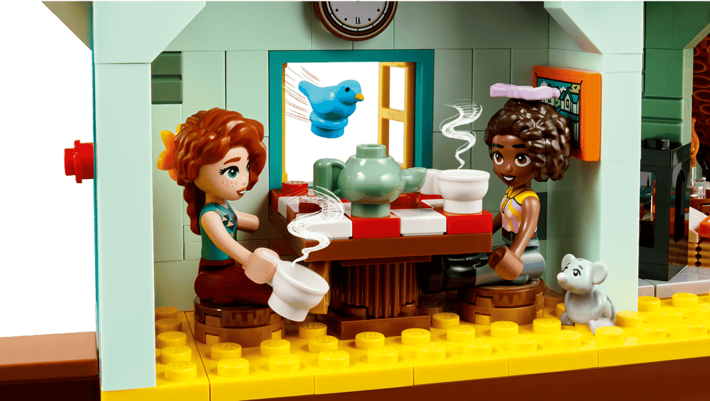 LEGO® Friends Autumn’s Horse Stable (41745) product image 6, provided for visual reference and product detail review