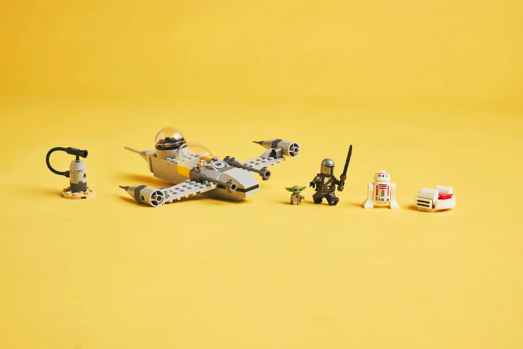 LEGO® Star Wars™ Mando & Grogu N-1 Starfighter 75410 product image 7, provided for visual reference and product detail review