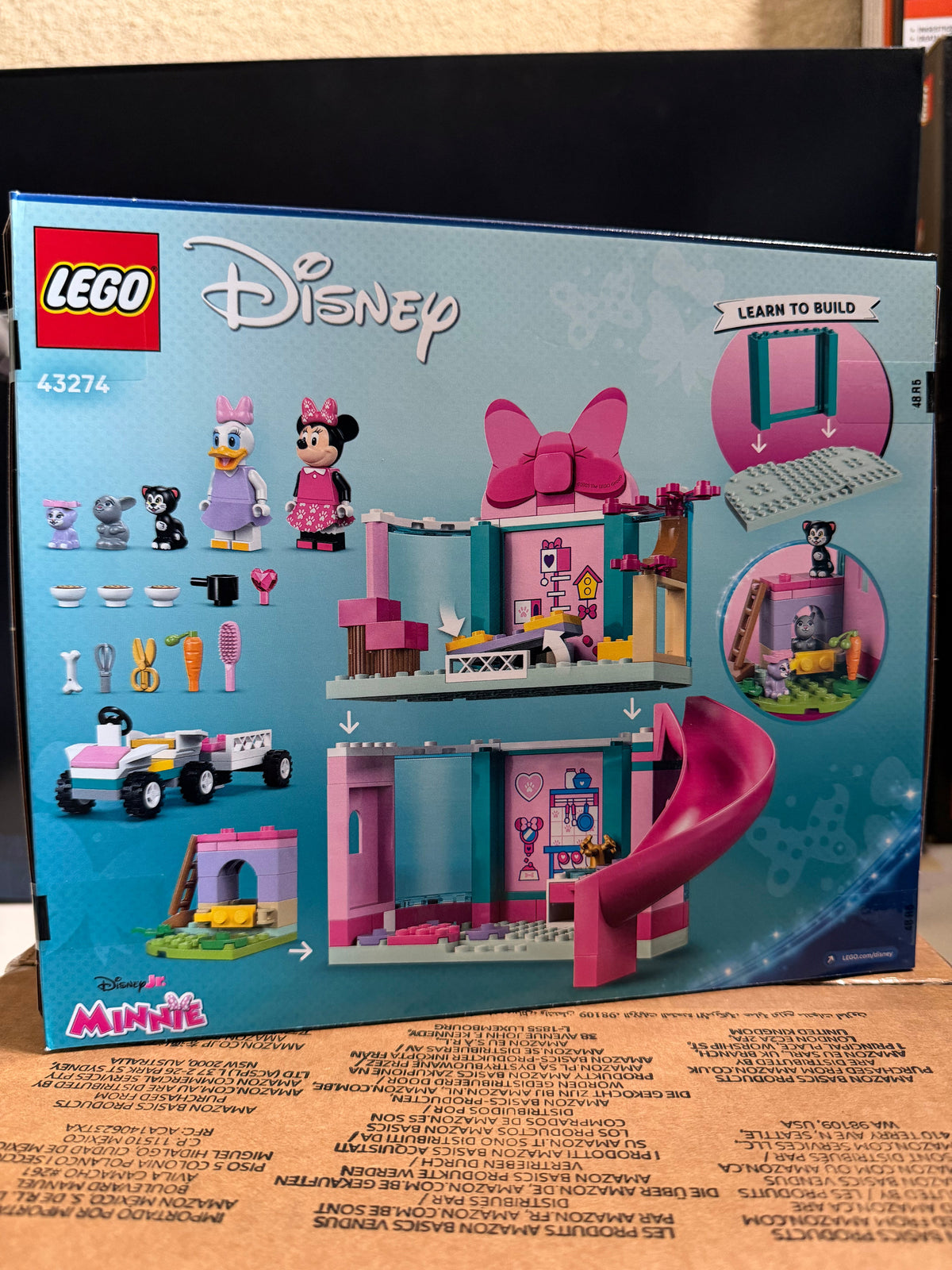 LEGO® Disney™ #43274 Minnie's Pet Hotel product image 3, provided for visual reference and product detail review