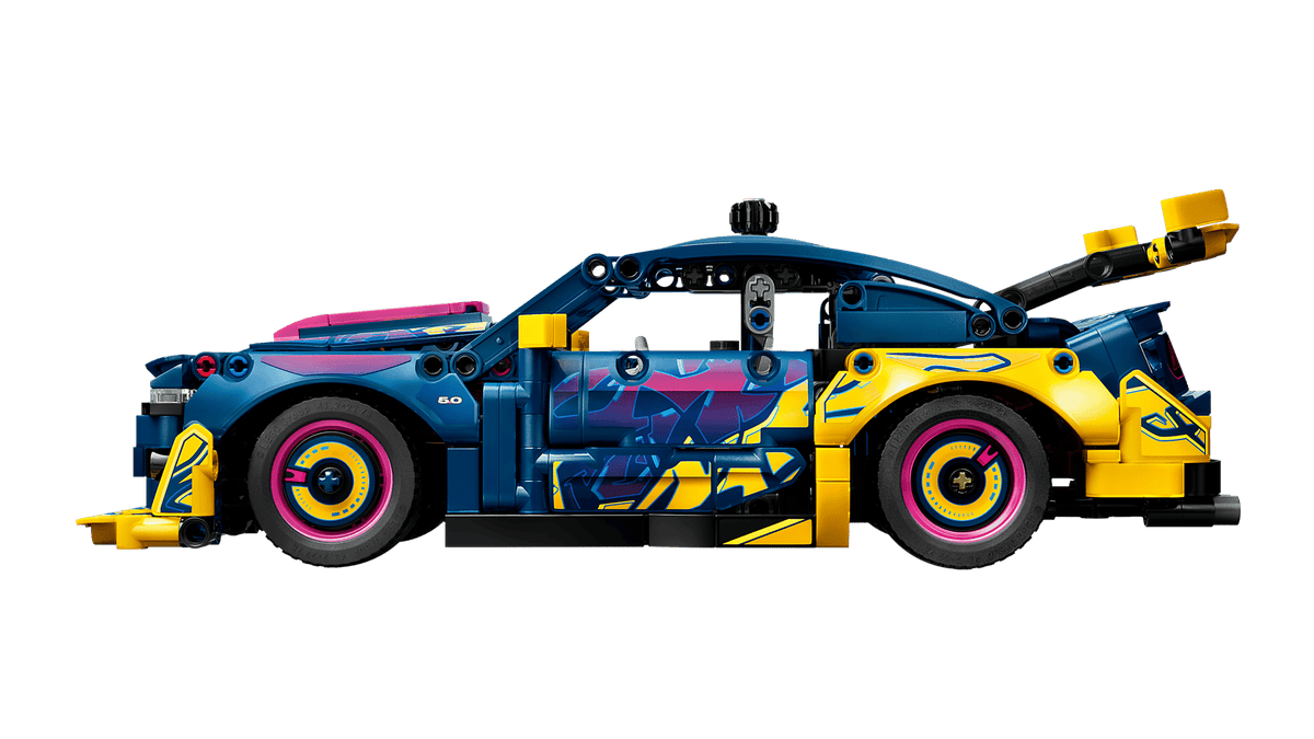 LEGO® Technic™ #42236 Custom Garage Ford Mustang GT Car product image 3, provided for visual reference and product detail