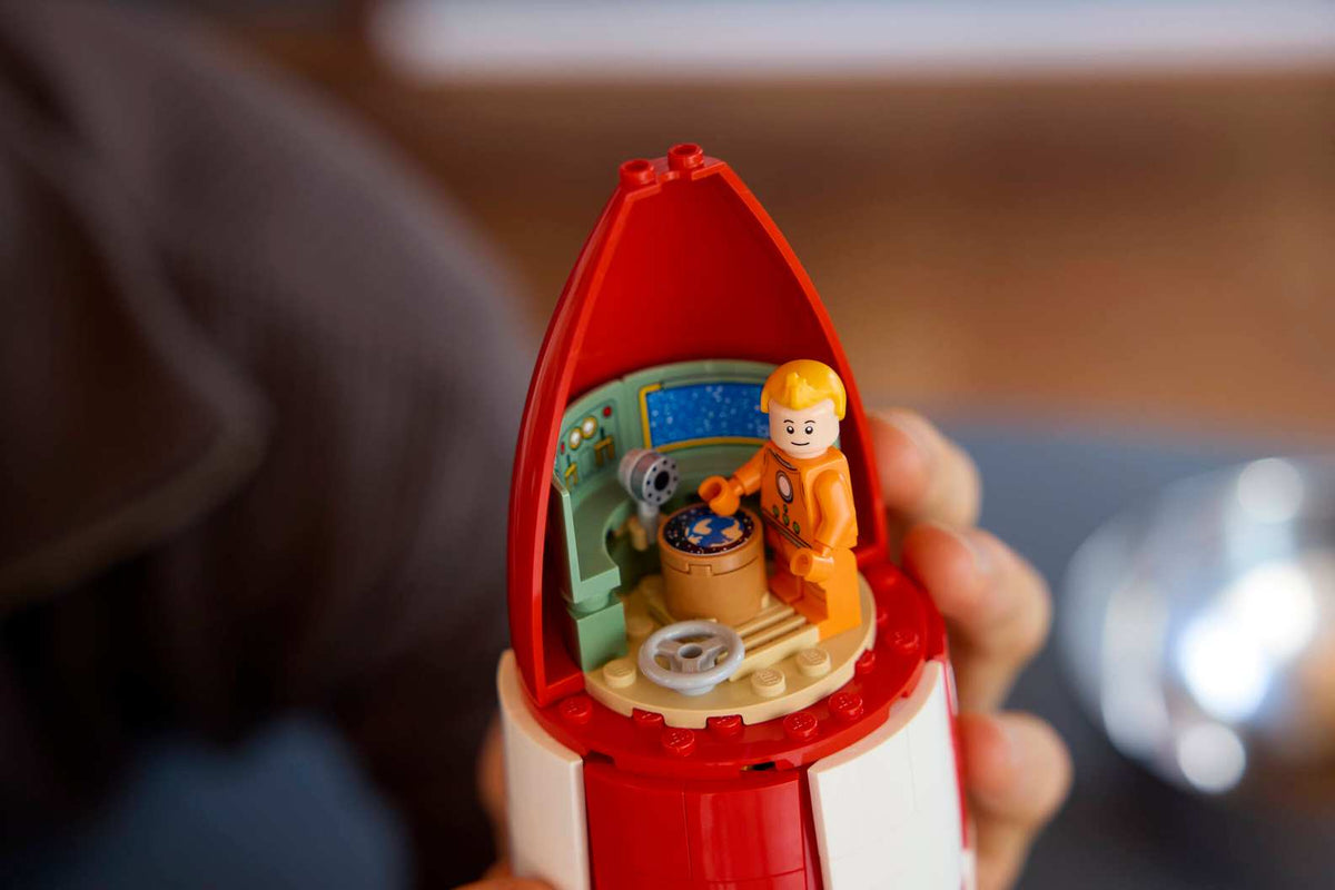 LEGO® Ideas #21367 Tintin® Moon Rocket product image 13, provided for visual reference and product detail review