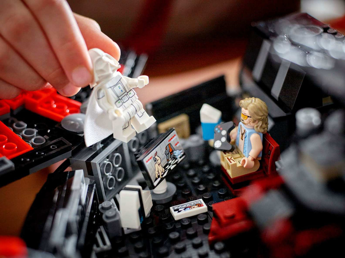 LEGO® Star Wars™ #75389 The Dark Falcon product image 8, provided for visual reference and product detail review