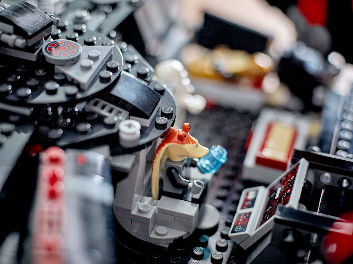 LEGO® Star Wars™ #75389 The Dark Falcon product image 10, provided for visual reference and product detail review