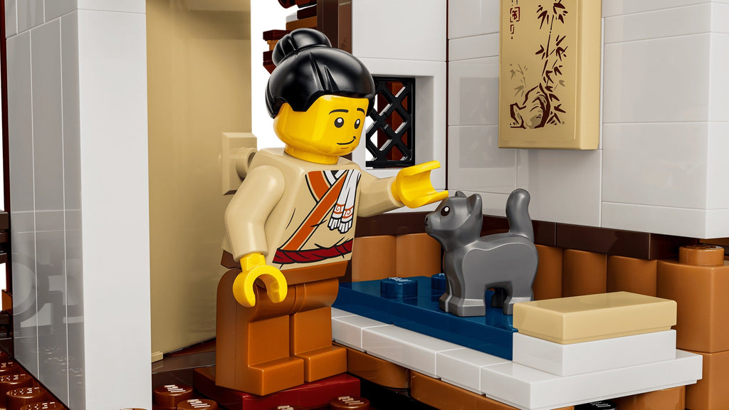 LEGO® Limited Edition #80121 Ancient Moon-Gazing Inn product image 7, provided for visual reference and product detail review
