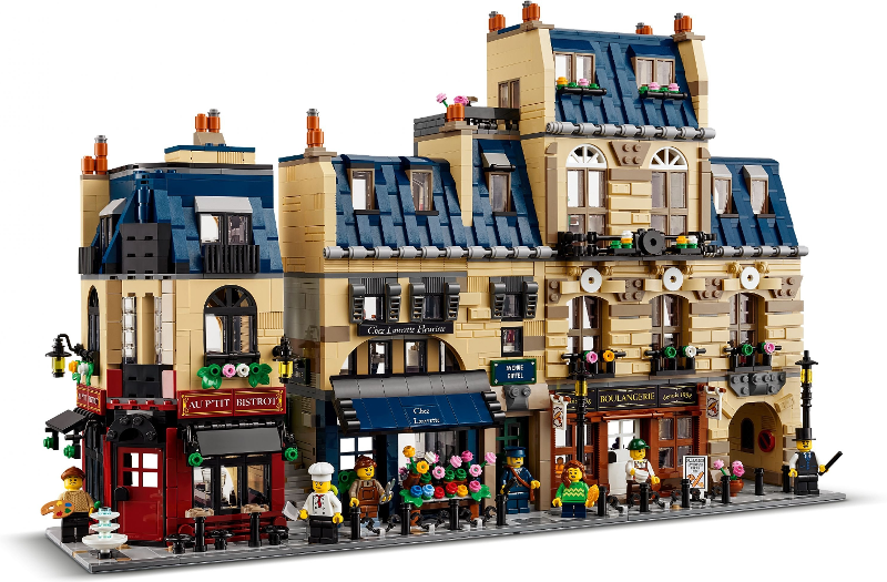 910032 Parisian Street (Bricklink Designer Program) product image 1, provided for visual reference and product detail review