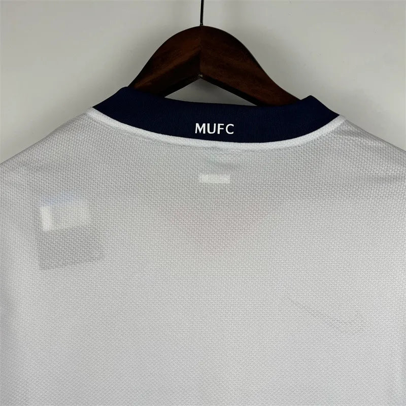 Retro Manchester United Jersey 2007/08 Away Long Sleeve product image 7