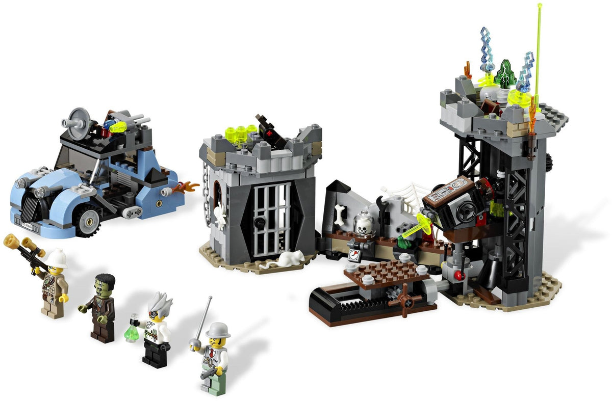 9466 The Crazy Scientist & His Monster (Certified) LEGO Monster Fighters product image 1, provided for visual reference and