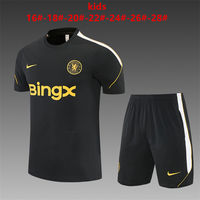Kids Chelsea Training Tracksuits 2026-2027 Football Kit product image 1