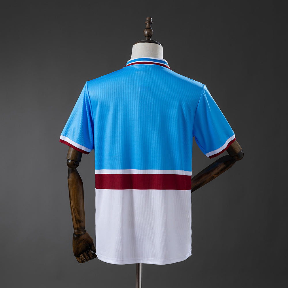Retro Aston Villa Away Jersey 1997-98 Football Kit Soccer product image 2