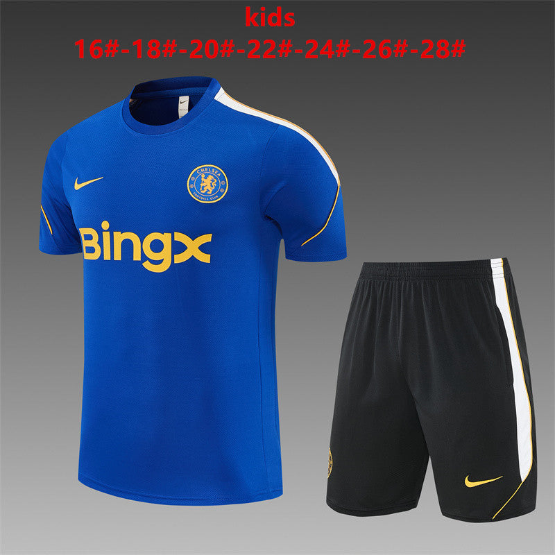 Kids Chelsea Training Tracksuits 2026-2027 Football Kit product image 1