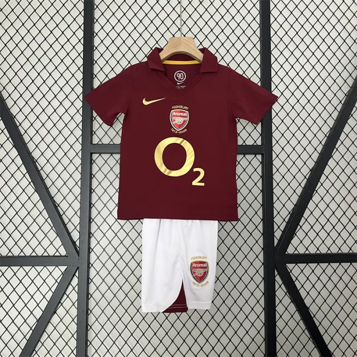 Retro Kids Arsenal Home Jersey 05/06 product image 1