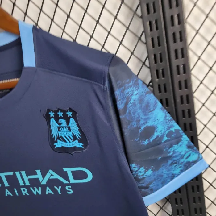 Retro Manchester City Away Kit 15/16 Football Jersey product image 4