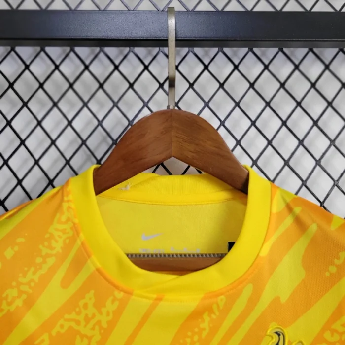 Kids Tottenham Hotspur Goalkeeper Kit 24/25 Football Jersey product image 6