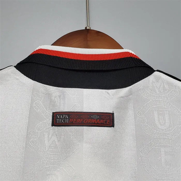 Manchester United Jersey Away Kit 1997/98 Retro Football product image 8