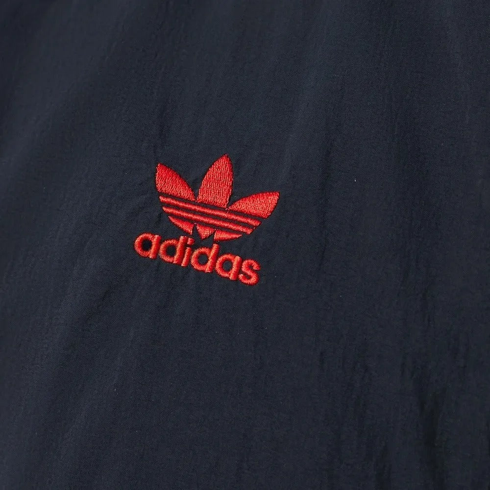Manchester United Windbreaker 2025/26 Black Football Kit product image 5