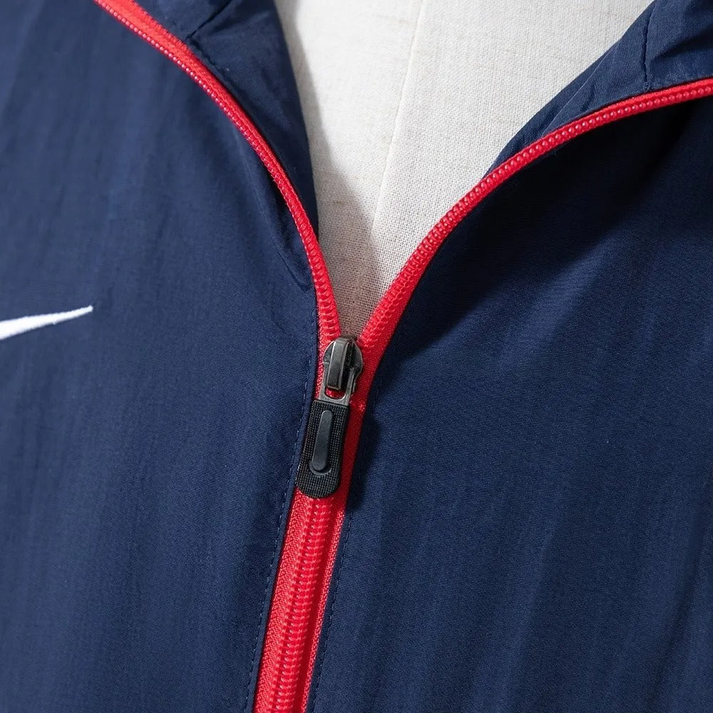 Arsenal Windbreaker 2025/26 Football Kit product image 6