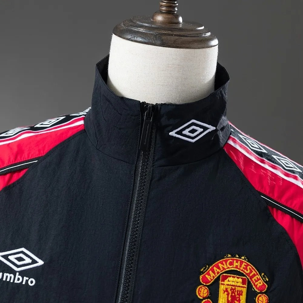 Manchester United Windbreaker 2025/26 Black Red Football Kit product image 8