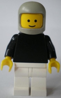 Plain Black Torso with Black Arms, White Legs, Light Gray Classic Helmet (pln152) product image 1, provided for visual